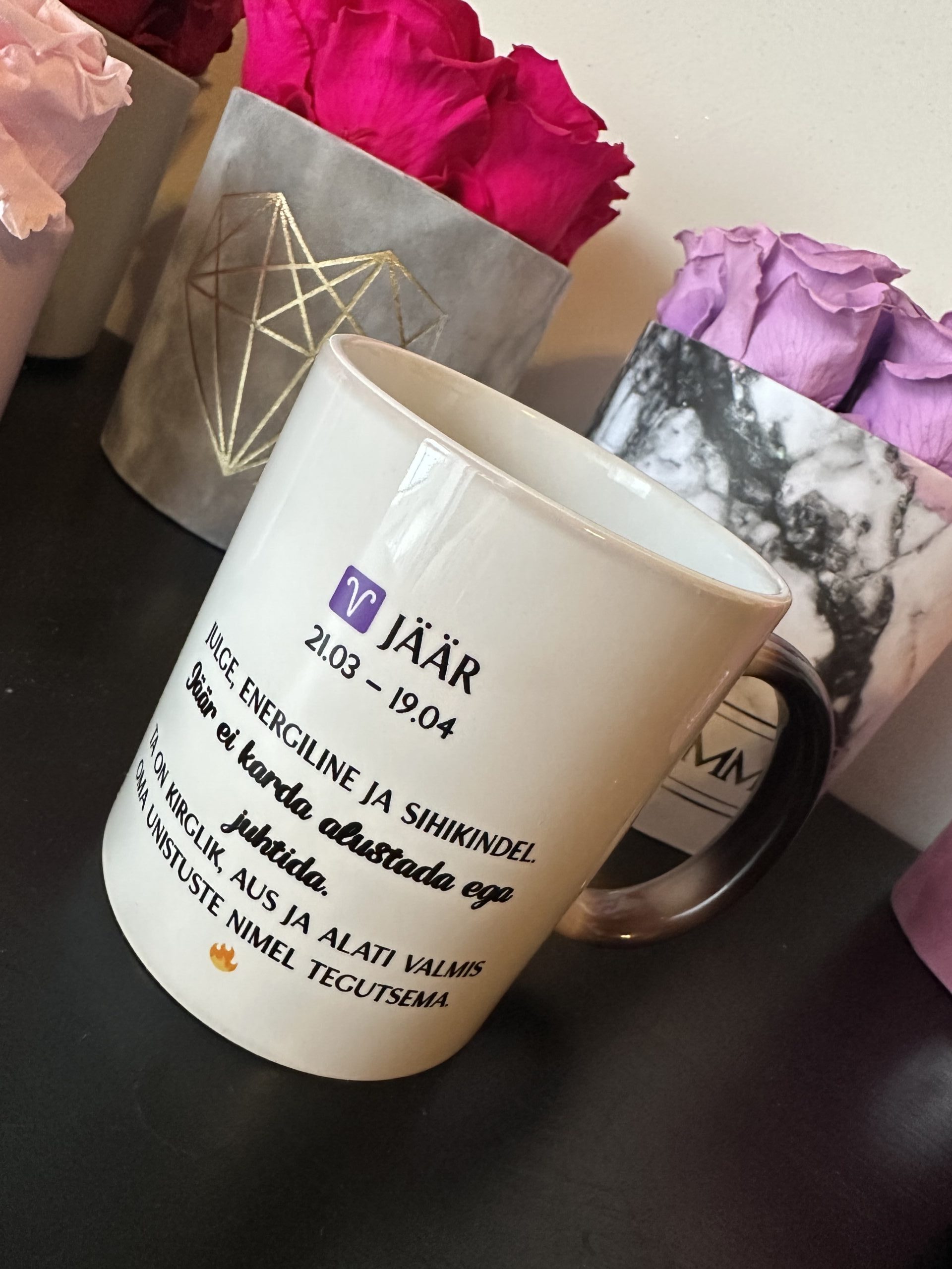 Kuumaga muutuv tähtkuju kruus - Image 2