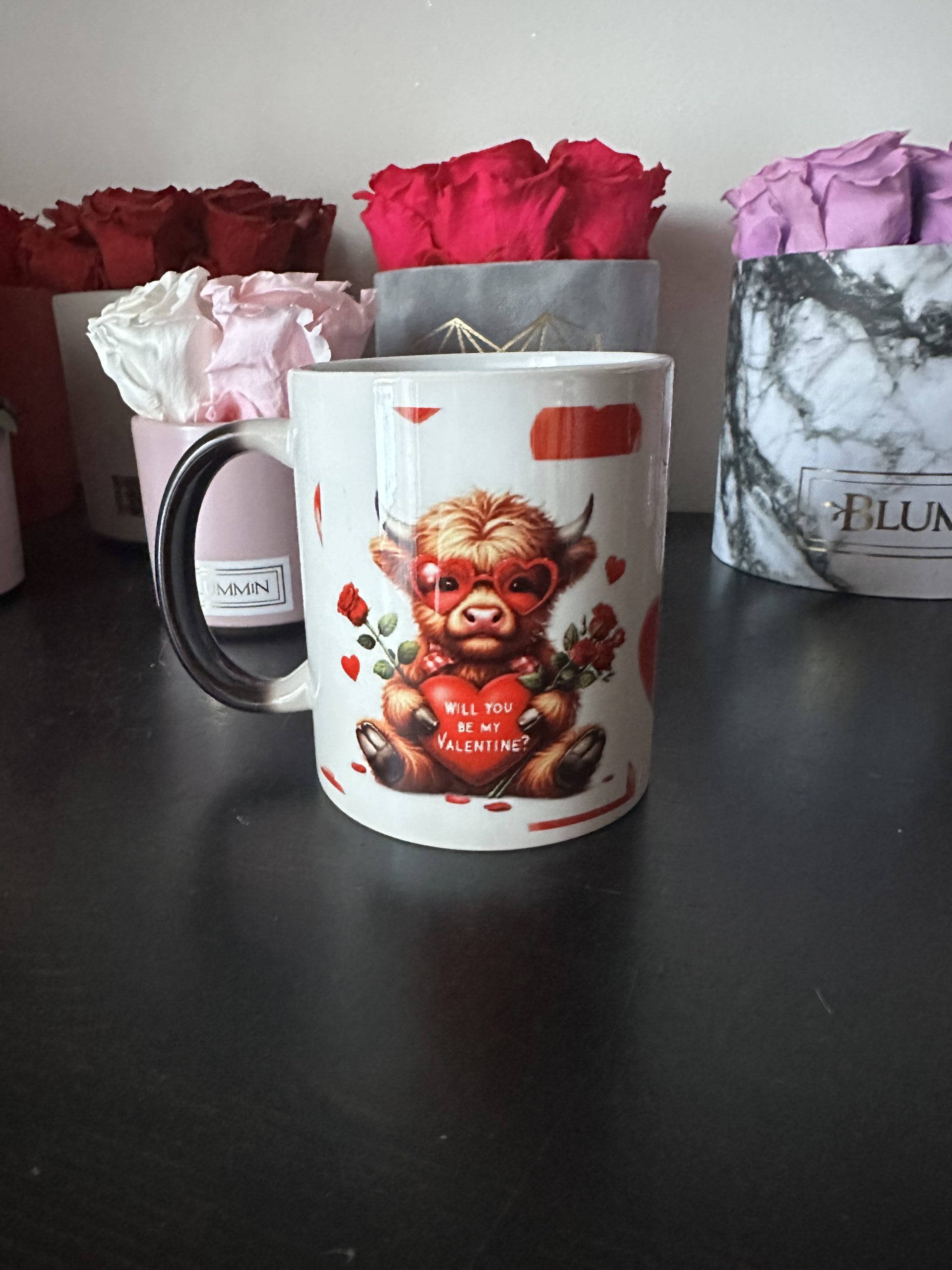 Sõbrapäeva kuumaga muutuv kruus – vali disain ❤️ - Image 2